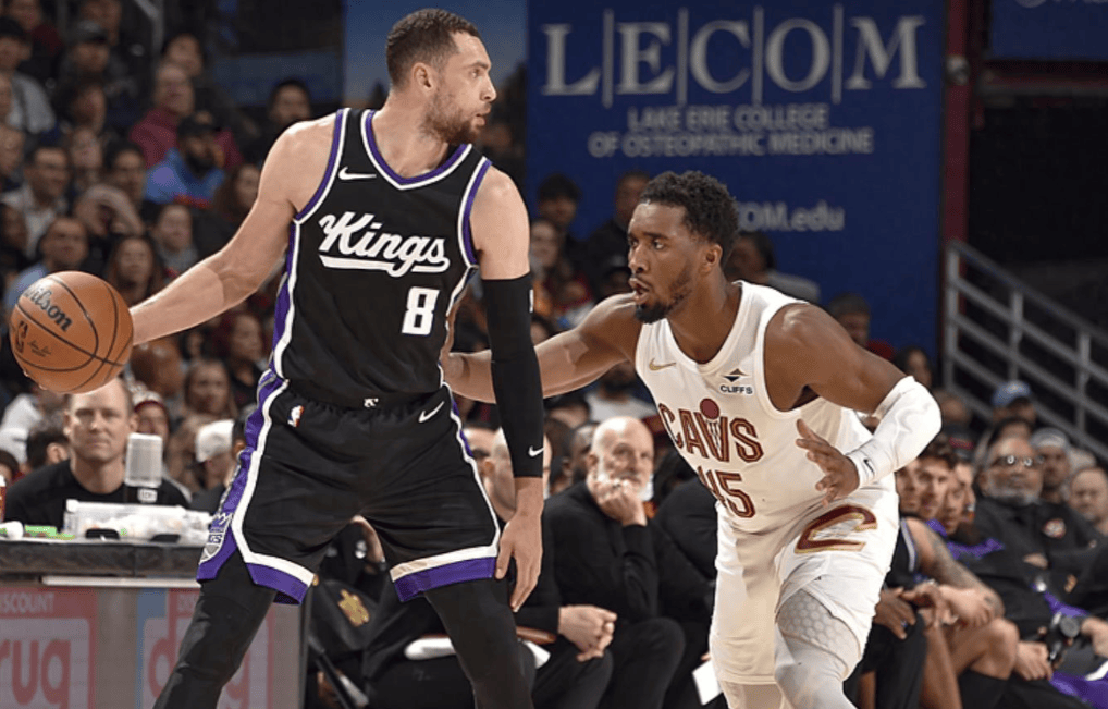 火箭完胜意大利男篮,拉文制霸全场的简单介绍 火箭完胜意大利男篮,拉文制霸全场的简单介绍