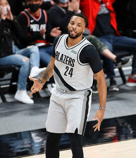 关于雄鹿轻取加拿大男篮，丹尼·格林一己之力扛起全队的信息