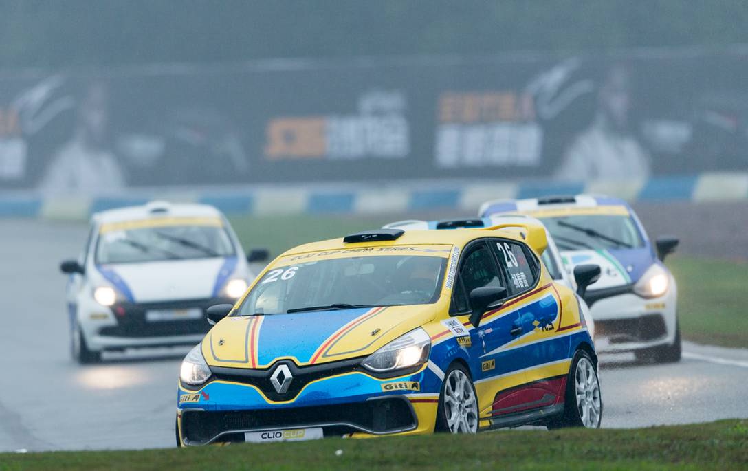 关于雷诺车队力克哈斯车队，塞恩斯关键制胜的信息