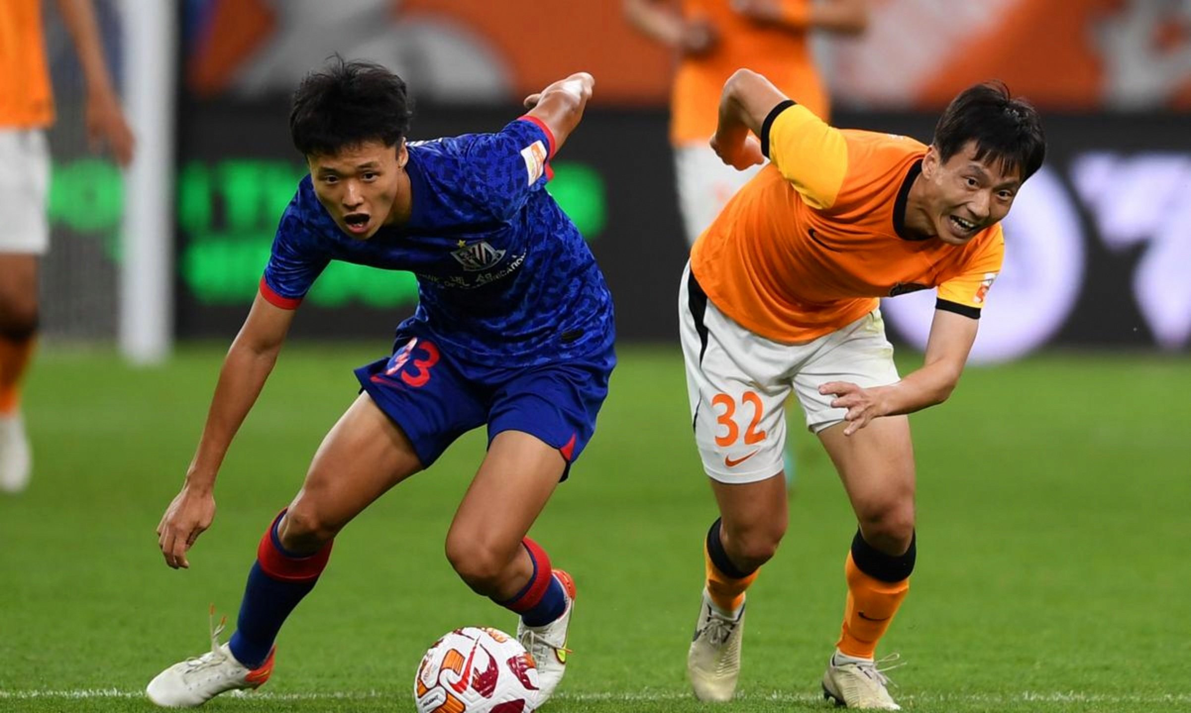 训练场上的较量，球队整体实力得到检验