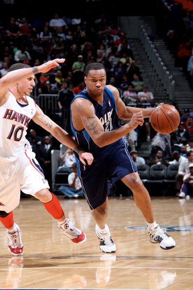 关于小牛实现横扫魔术，老鹰遭遇三连败的信息