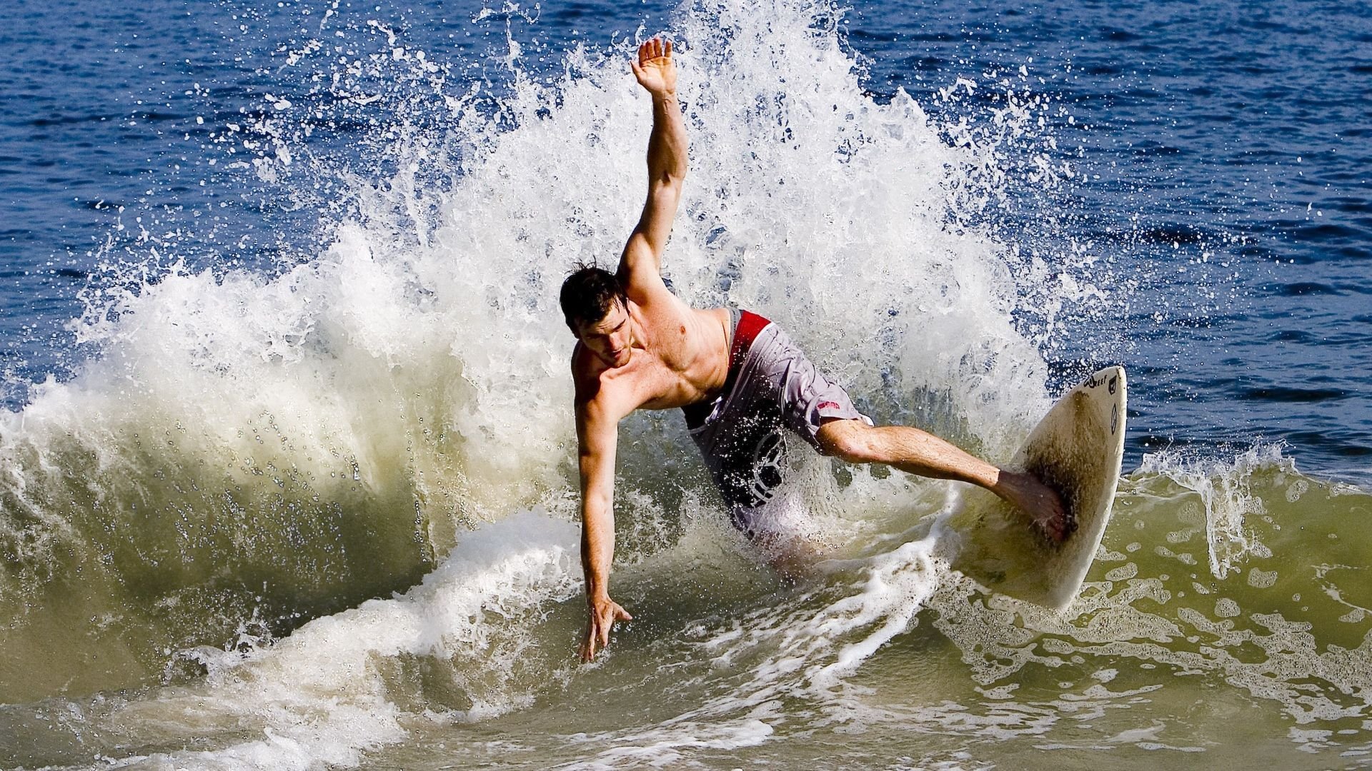 冰封王座下的逆袭，英格拉姆压力之夜的涅槃之战