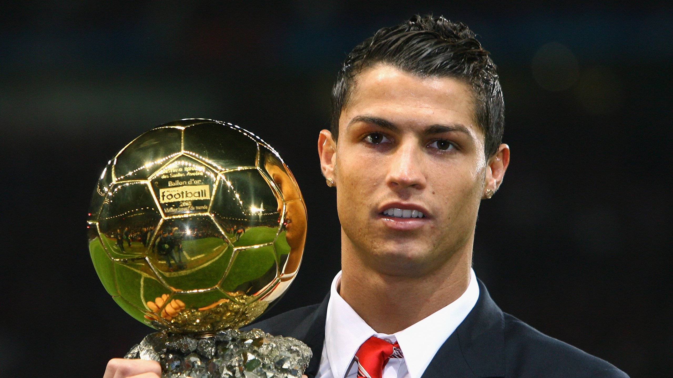 奥运周期关键战之夜，迪巴拉打出生涯之夜