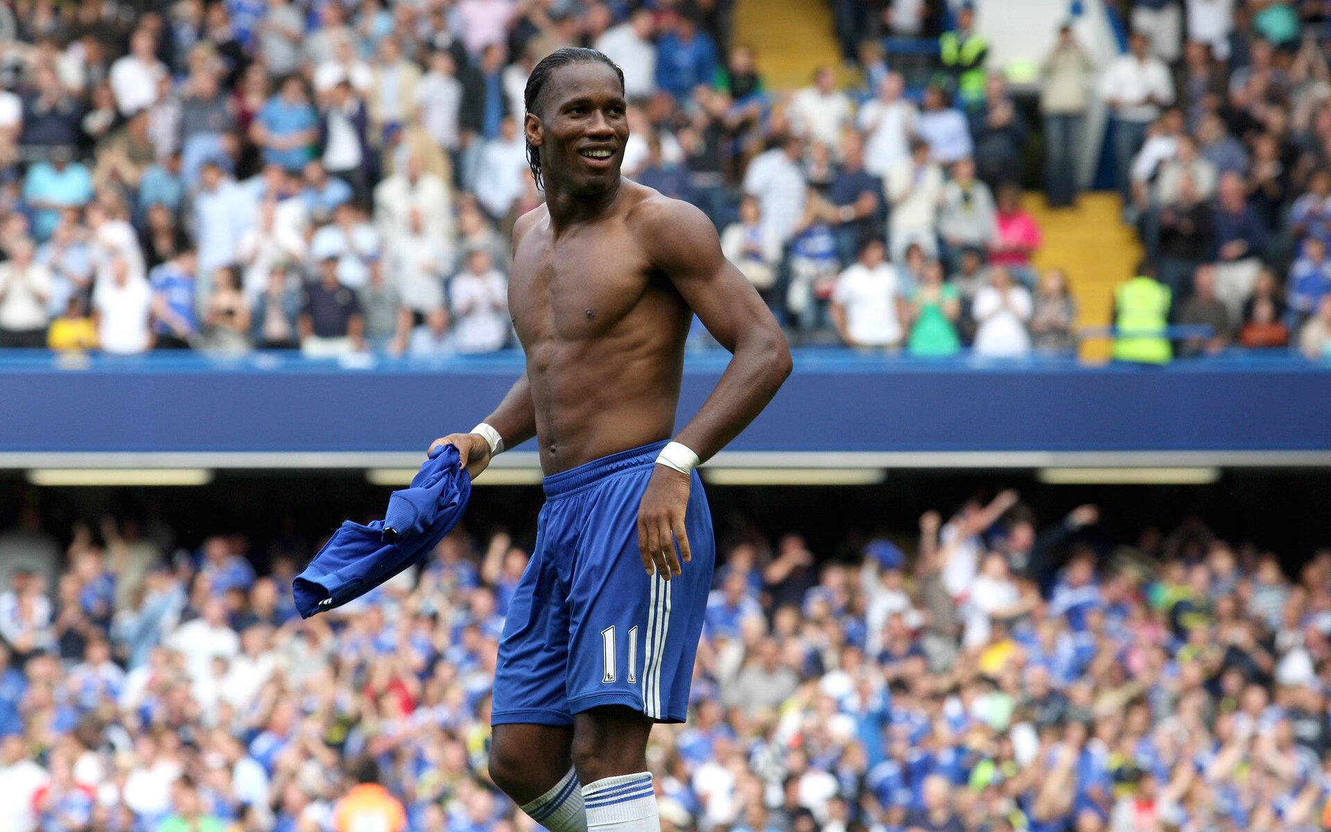 基米希关键战不手软，伊拉克碾压亚特兰大—足球世界里的双重震撼